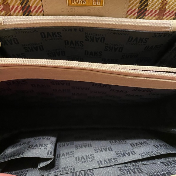 Daks London shoulder bag - Picture 8 of 11